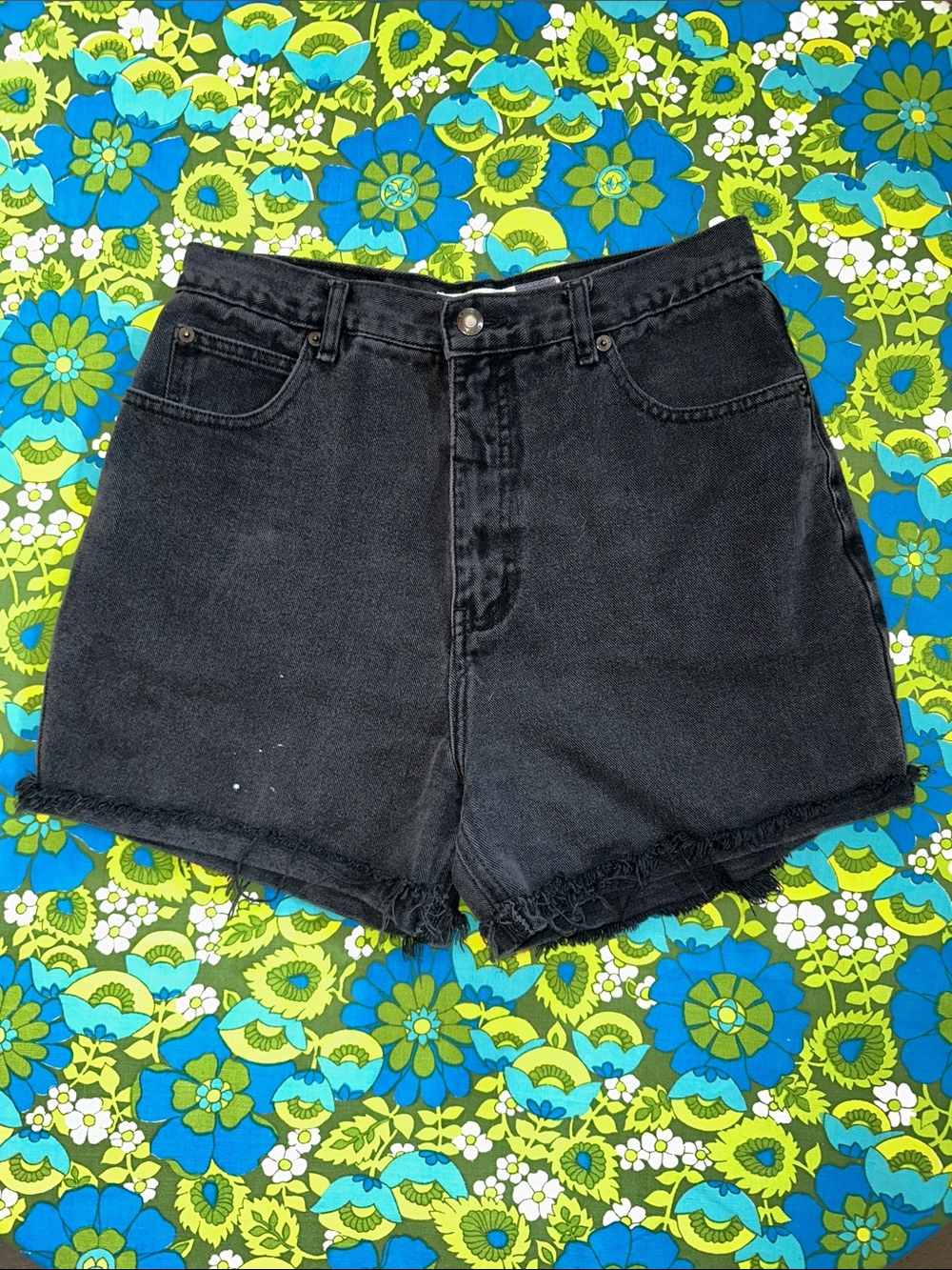 Bugle Boy y2k 90s Black High waist Denim Shorts frayed 12 paint splattered